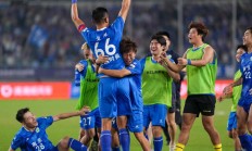 “苏超”决出四强：南通队、南京队、无锡队和泰州队晋级